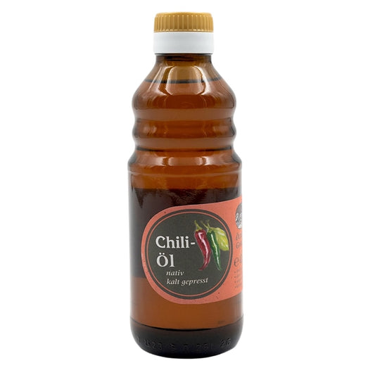 Natives kaltgepresstes Chiliöl der Ölmühle Garting in brauner 750-ml-Glasflasche