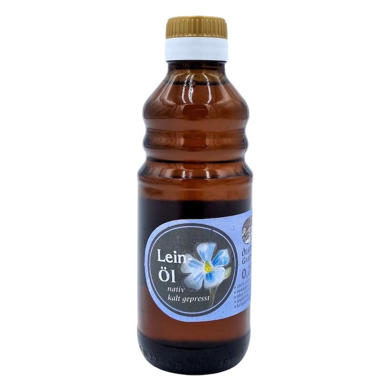 Leinöl der Ölmühle Garting in einer 250-ml-Braunglasflasche mit Produktetikett.
