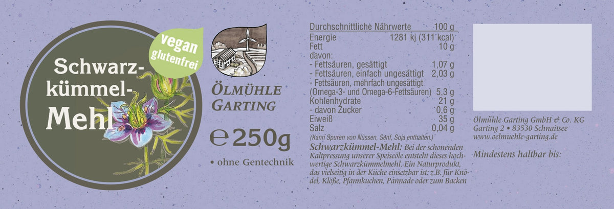 Produktetikett der Ölmühle Garting für Schwarzkümmelkuchen Flakes mit Nährwertangaben und Informationen zum Futtermittel.