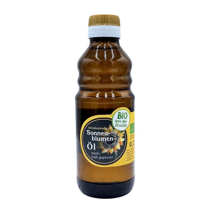 Natives kaltgepresstes Bio-High-Oleic-Sonnenblumenöl der Ölmühle Garting in brauner 250-ml-Glasflasche